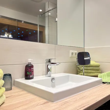 Zur Steilkueste Wellness-appartement Apparto דירה *
